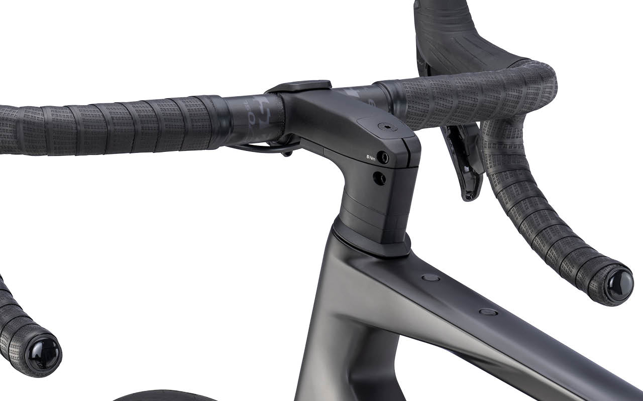 BMC Roadmachine 01 THREE 2026 – dostępne w sklepie AkbiSport innovation image