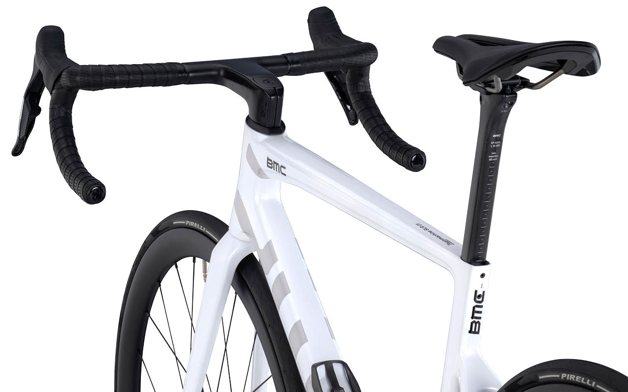 BMC Teammachine SLR01 THREE 2026 – dostępne w sklepie AkbiSport innovation image