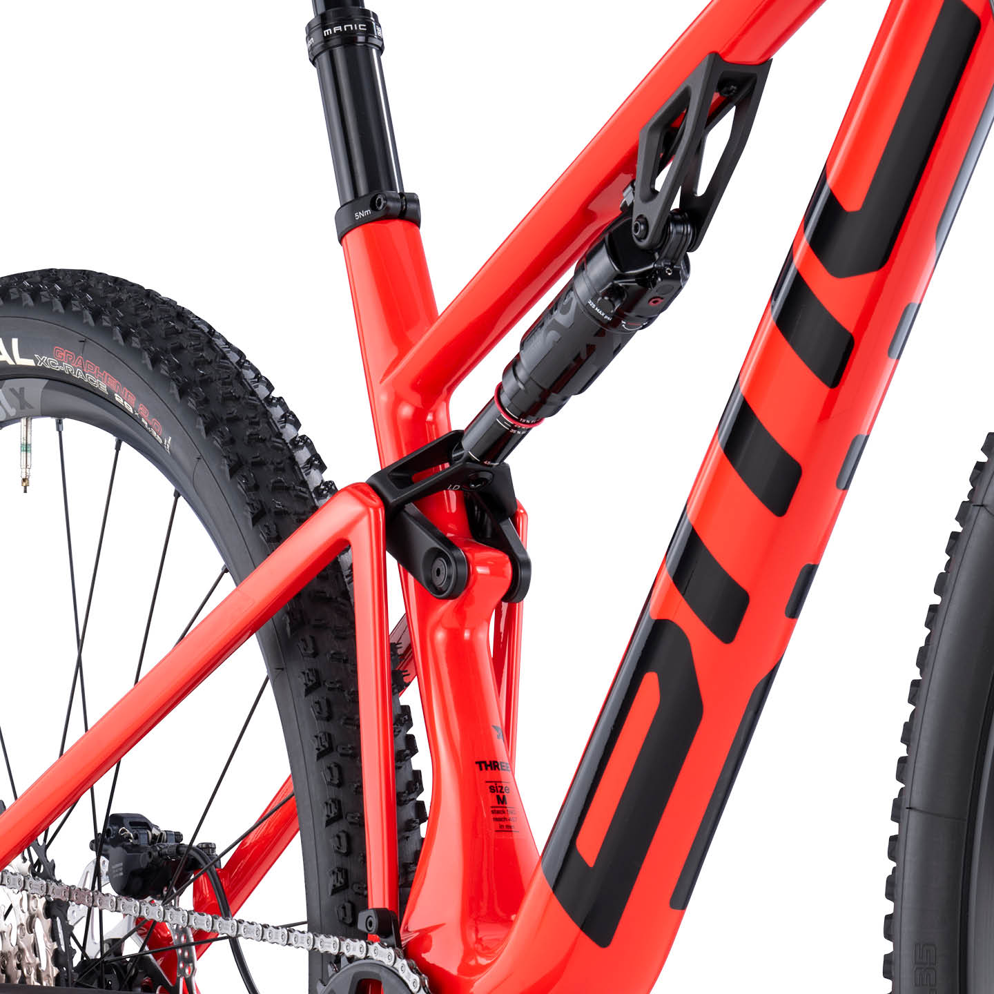 BMC Fourstroke 01 THREE 2026 – dostępne w sklepie AkbiSport innovation image