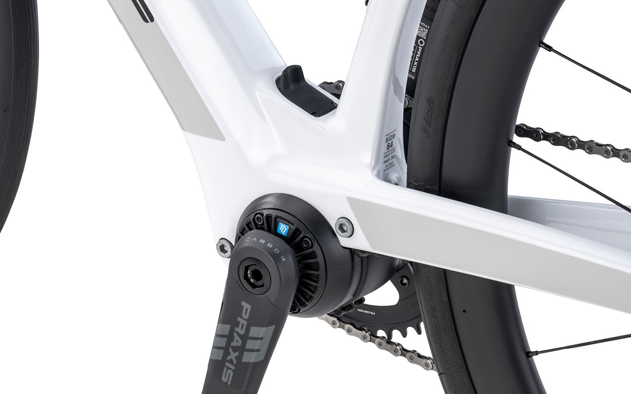BMC Roadmachine 01 AMP ONE 2026 – dostępne w sklepie AkbiSport innovation image