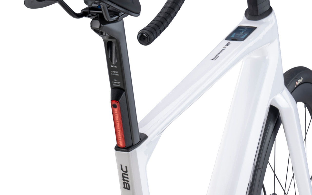BMC Roadmachine 01 AMP ONE 2026 – dostępne w sklepie AkbiSport innovation image
