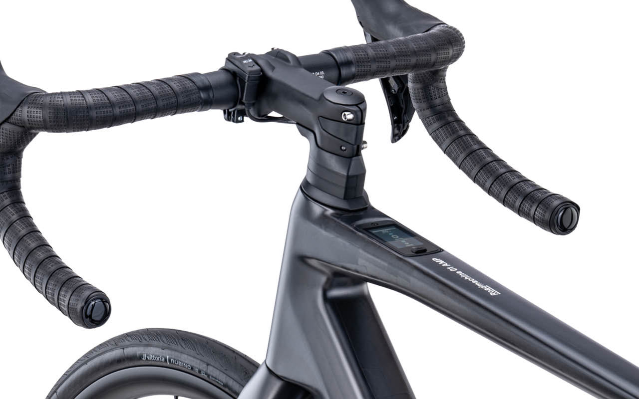 BMC Roadmachine 01 AMP ONE 2027 – dostępne w sklepie AkbiSport innovation image