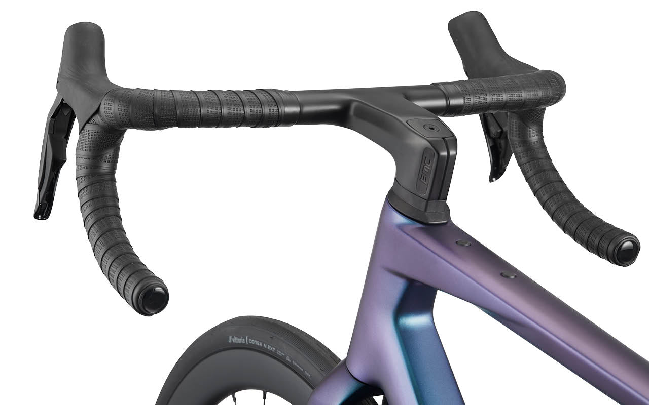 BMC Roadmachine 01 ONE 2027 – dostępne w sklepie AkbiSport innovation image