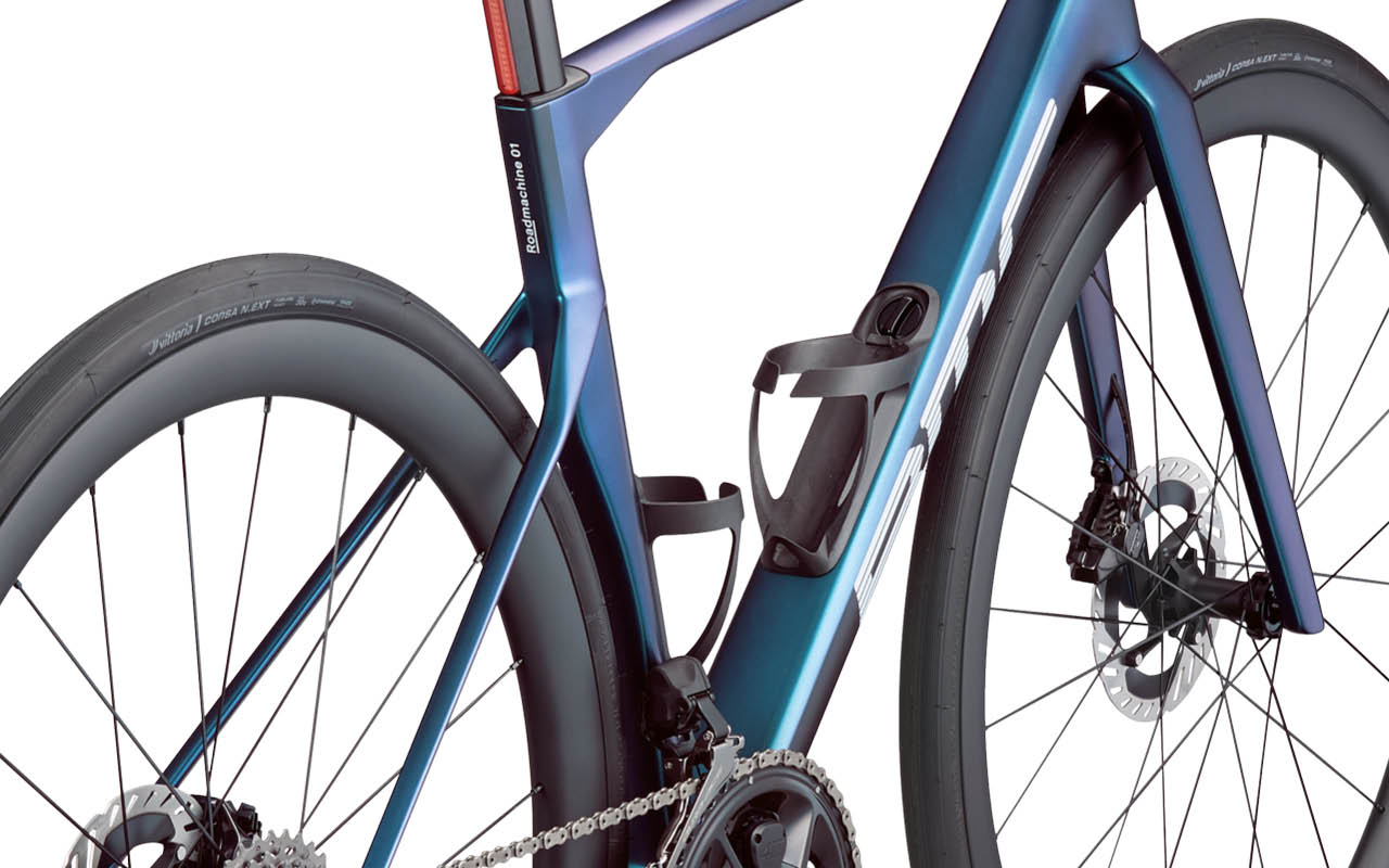 BMC Roadmachine 01 ONE 2027 – dostępne w sklepie AkbiSport innovation image