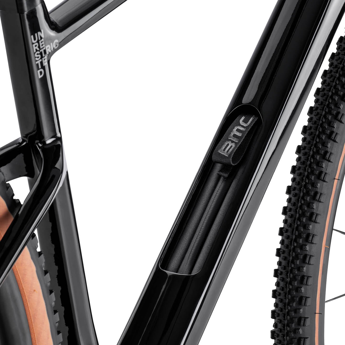 BMC URS Three 2024 – dostępne w sklepie AkbiSport obraz innowacji